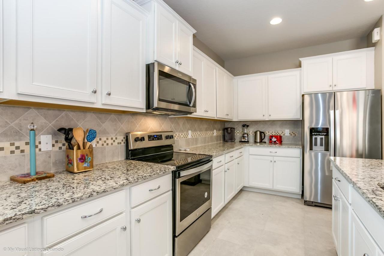 8 Bedroom, 6 Bathroom Upscale Villa Near All The Fun In Kissimmee Exterior photo