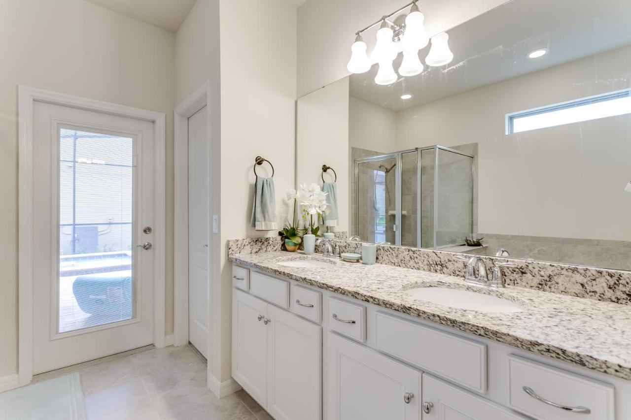 8 Bedroom, 6 Bathroom Upscale Villa Near All The Fun In Kissimmee Exterior photo